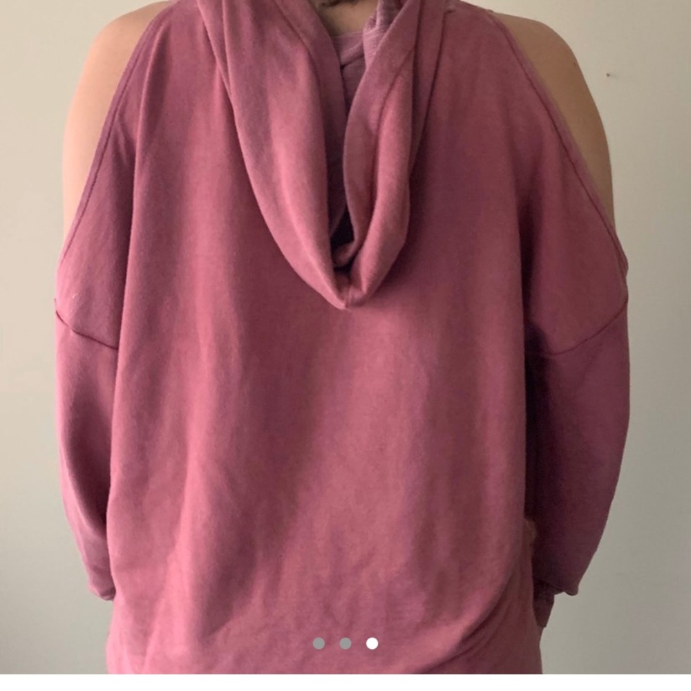 American Eagle Hoodie with shoulder cut outs.